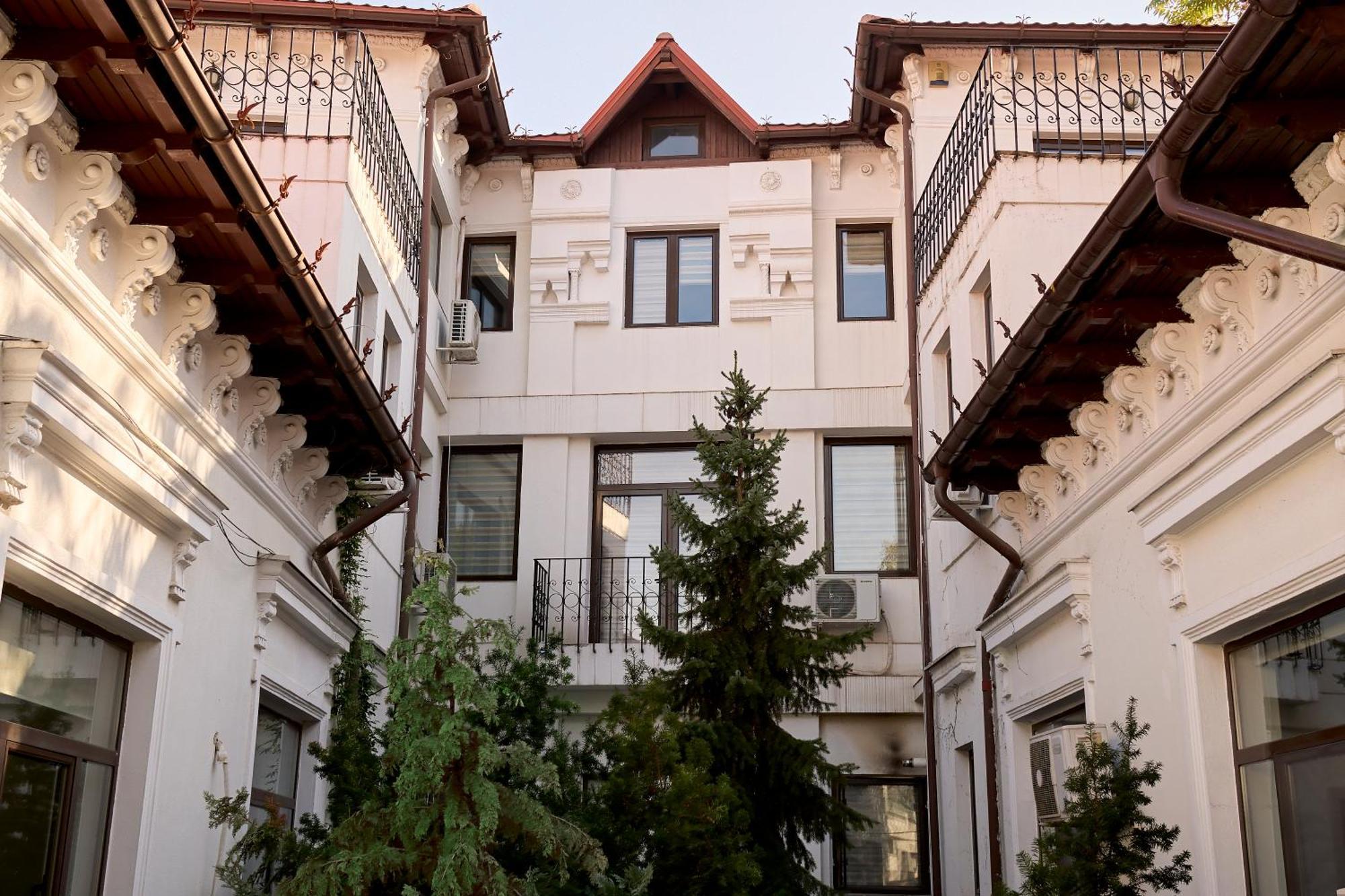 Dona Premier Suites Boekarest Buitenkant foto